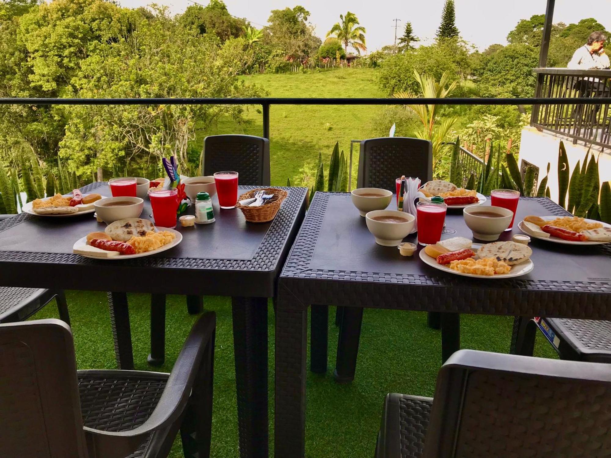 Hotel Casa Campestre Hh Кимбая Екстериор снимка